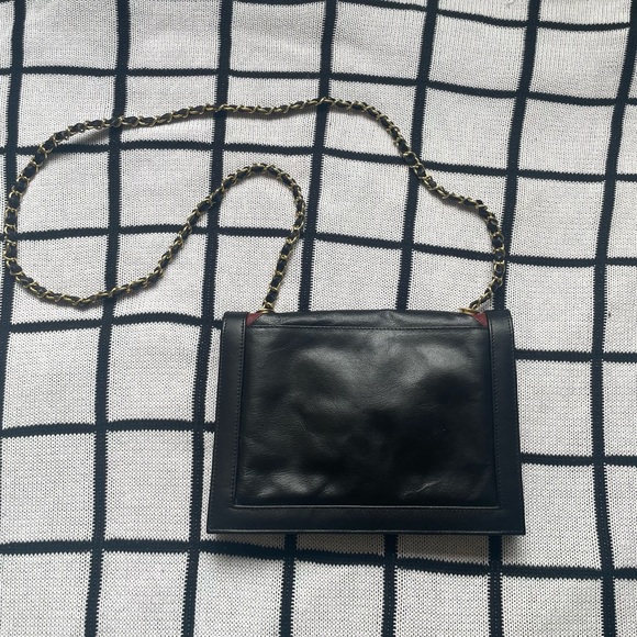 Black and Red Leather Purse - Picture 3 of 3